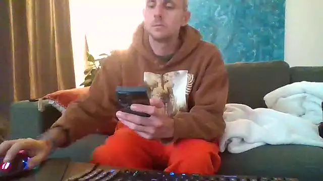 Snapshot of verylargecock chatting on 09.23.25 verylargecock online show from 09.23.25