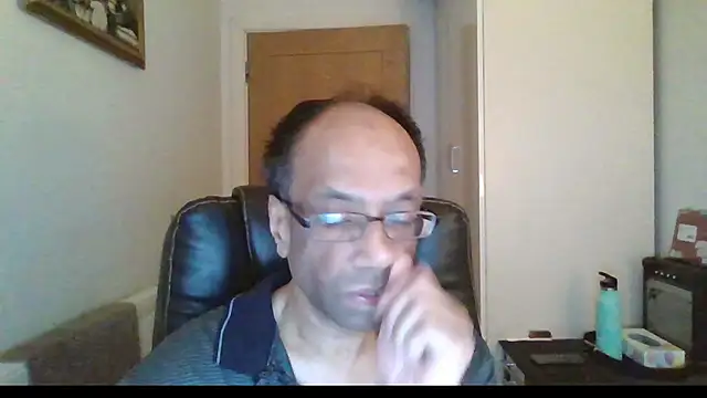 Snapshot of rauncher1 chatting on 02.05.26 rauncher1 online show from 02.05.26