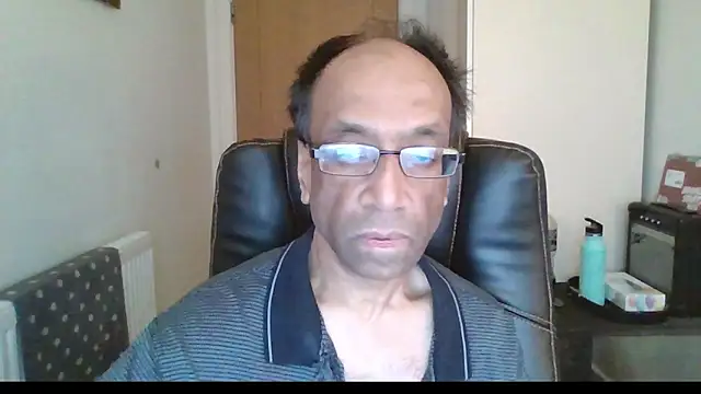 Snapshot of rauncher1 chatting on 02.17.26 rauncher1 online show from 02.17.26