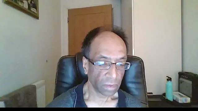 Snapshot of rauncher1 chatting on 02.19.26 rauncher1 online show from 02.19.26