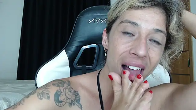 lettylatinaxh online show from 03.06.25