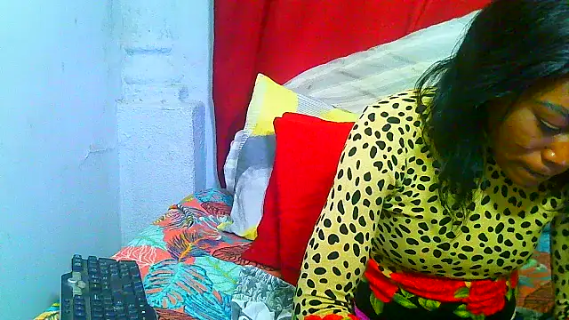 Snapshot of freaky_naughty chatting on 04.12.26 freaky naughty online show from 04.12.26