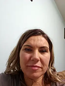 FeliciaKrige online show from 02.13.25