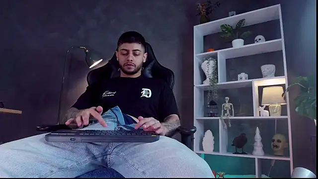 alessandro duty online show from 10.18.25