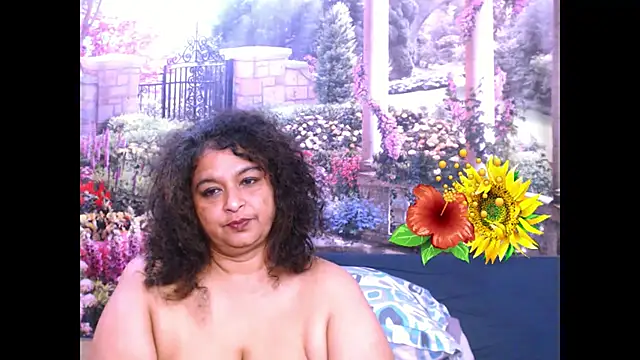 Snapshot of indianstar75 chatting on 02.11.25 indianstar75 online show from 02.11.25