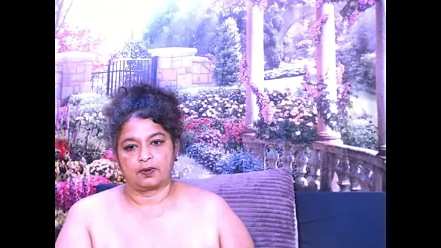 Snapshot of indianstar75 chatting on 02.12.25 indianstar75 online show from 02.12.25