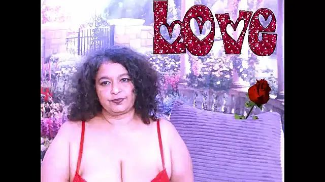 Snapshot of indianstar75 chatting on 02.14.25 indianstar75 online show from 02.14.25