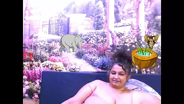 Snapshot of indianstar75 chatting on 02.14.25 indianstar75 online show from 02.14.25