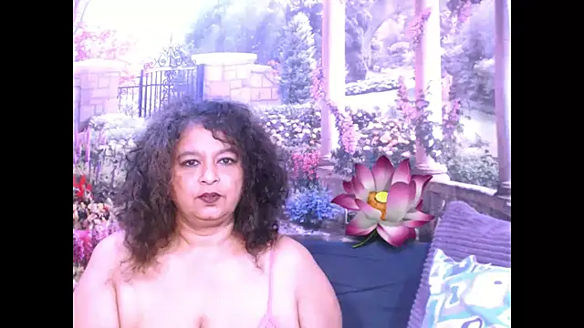 Snapshot of indianstar75 chatting on 02.20.25 indianstar75 online show from 02.20.25
