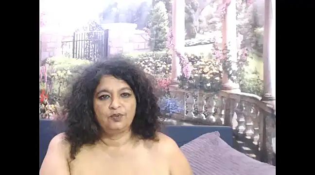 Snapshot of indianstar75 chatting on 03.08.25 indianstar75 online show from 03.08.25