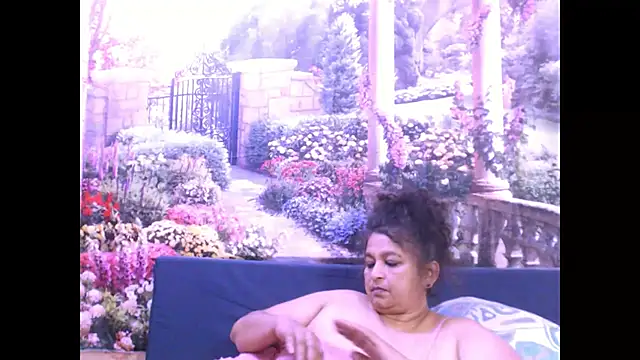 Snapshot of indianstar75 chatting on 03.11.25 indianstar75 online show from 03.11.25
