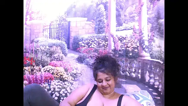 Snapshot of indianstar75 chatting on 03.12.25 indianstar75 online show from 03.12.25