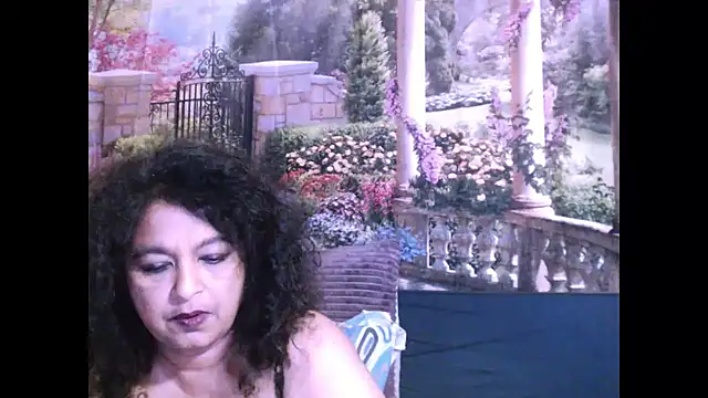 Snapshot of indianstar75 chatting on 03.18.25 indianstar75 online show from 03.18.25