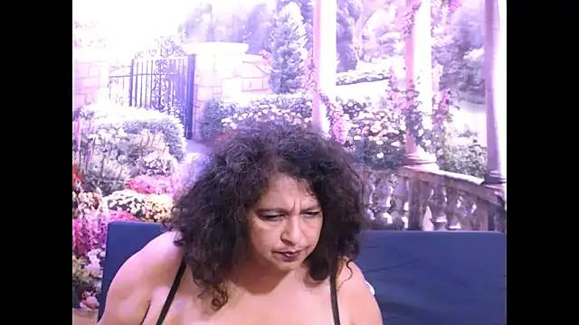 Snapshot of indianstar75 chatting on 03.19.25 indianstar75 online show from 03.19.25