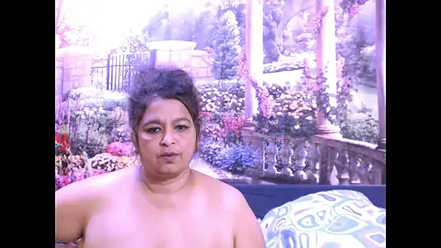 Snapshot of indianstar75 chatting on 03.21.25 indianstar75 online show from 03.21.25