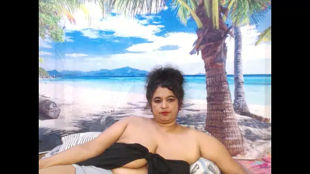 Snapshot of indianstar75 chatting on 09.09.25 indianstar75 online show from 09.09.25