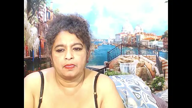 Snapshot of indianstar75 chatting on 10.12.25 indianstar75 online show from 10.12.25