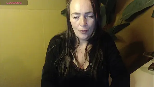 cloe85nl online show from 12.04.25