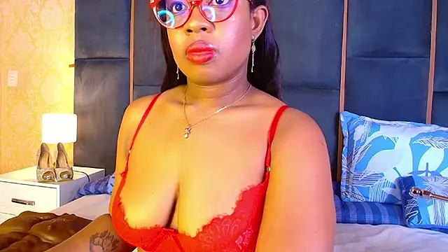 CaseyMoon online show from 12.03.25