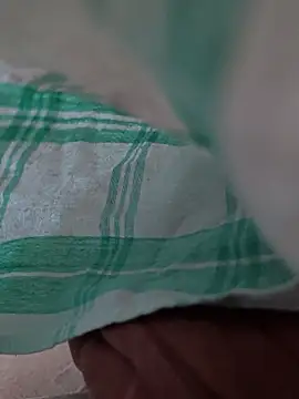 Snapshot of hardcap chatting on 11.25.25 hardcap online show from 11.25.25