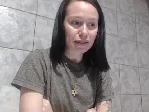 Venusluxodomme online show from 11.13.25