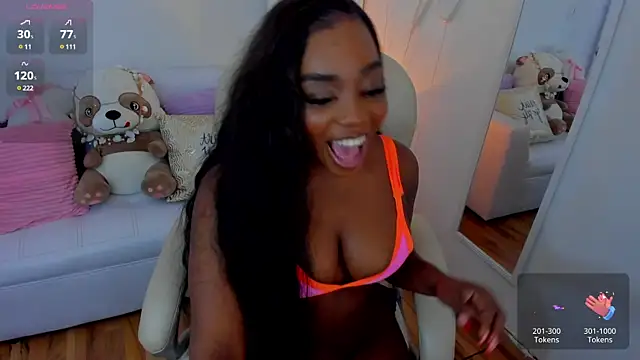 Snapshot of zobe_love chatting on 02.07.25 zobe love online show from 02.07.25