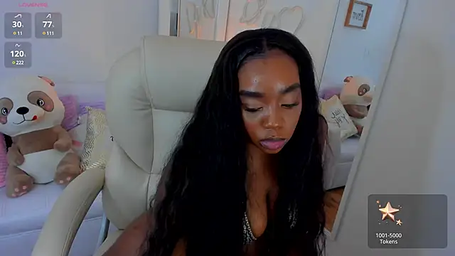 Snapshot of zobe_love chatting on 03.21.25 zobe love online show from 03.21.25