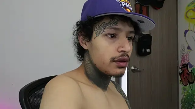 Snapshot of trieone chatting on 02.08.26 trieone online show from 02.08.26