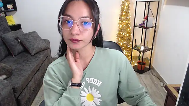 Snapshot of Piahorny_ chatting on 12.26.24 Piahorny online show from 12.26.24