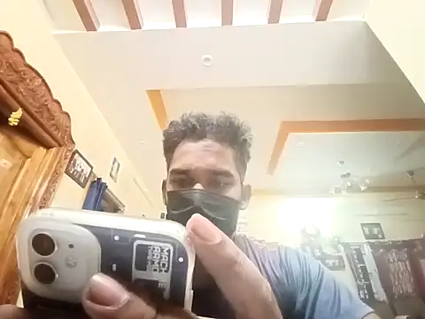 Snapshot of luckyloki chatting on 02.19.25 luckyloki online show from 02.19.25