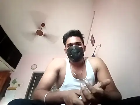 Snapshot of luckyloki chatting on 02.21.25 luckyloki online show from 02.21.25