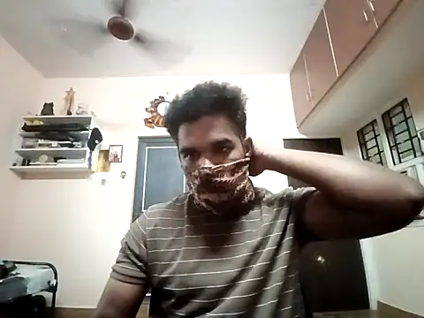 Snapshot of luckyloki chatting on 03.11.25 luckyloki online show from 03.11.25