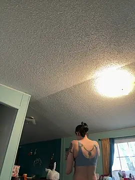 lolabunny9 online show from 02.15.26