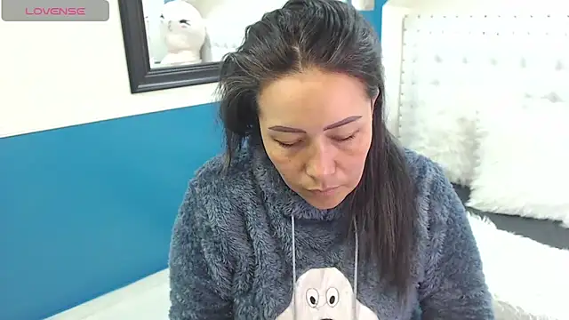 Snapshot of gaby_trent chatting on 02.17.25 gaby trent online show from 02.17.25