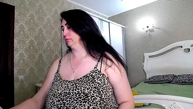 Evelyn Shy online show from 05.29.26