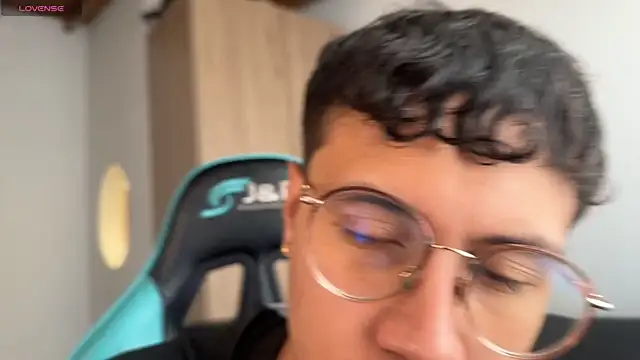 LeaneSeb online show from 04.04.26