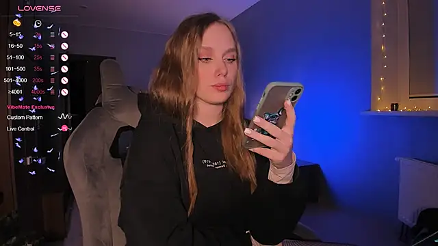 Snapshot of Rachel_Ro chatting on 12.05.24 Rachel Ro online show from 12.05.24