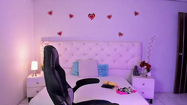 ximena slut 21 online show from 02.27.25