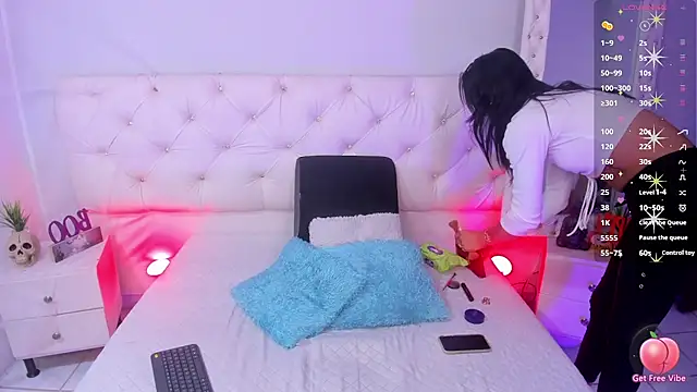 ximena slut 21 online show from 10.09.25