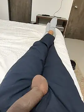 Snapshot of GUJJU_GUJARATI chatting on 02.17.25 GUJJU GUJARATI online show from 02.17.25