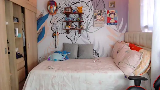 Snapshot of LinzyBaner chatting on 03.03.26 LinzyBaner online show from 03.03.26