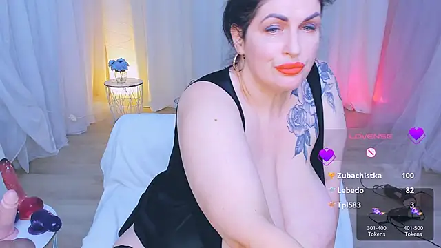 Snapshot of AdeleCarlton88 chatting on 06.17.26 AdeleCarlton88 online show from 06.17.26