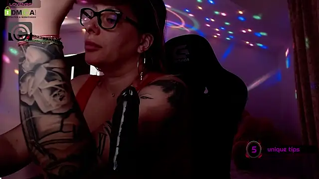 SonyaDevon online show from 05.16.26