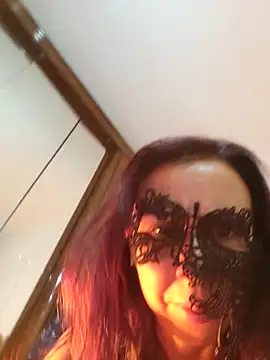 Snapshot of LAURAFOCOSA chatting on 10.04.25 LAURAFOCOSA online show from 10.04.25