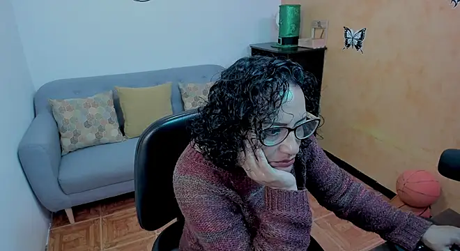 scarlet wet online show from 11.26.25