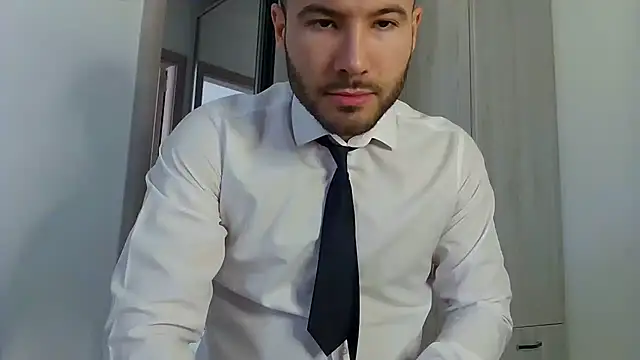 Snapshot of Justynn1 chatting on 02.26.25 Justynn1 online show from 02.26.25