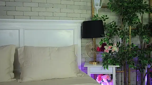 EmillyBronte online show from 05.20.26