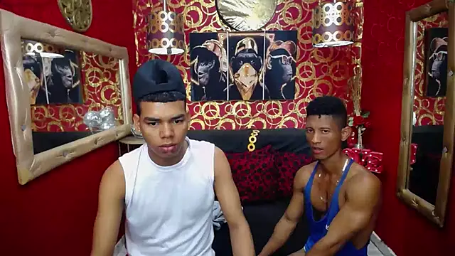 Snapshot of PEINBOYS chatting on 02.03.25 PEINBOYS online show from 02.03.25