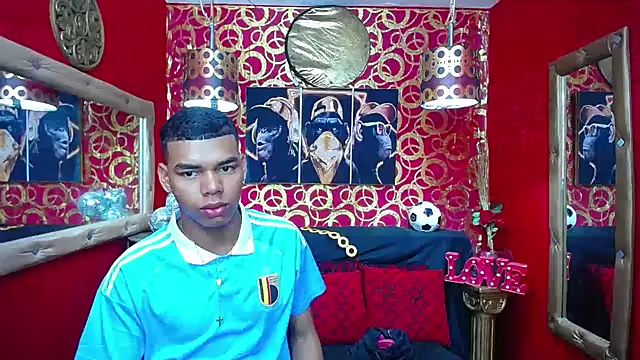 Snapshot of PEINBOYS chatting on 02.13.25 PEINBOYS online show from 02.13.25