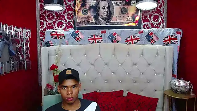 Snapshot of PEINBOYS chatting on 02.14.25 PEINBOYS online show from 02.14.25